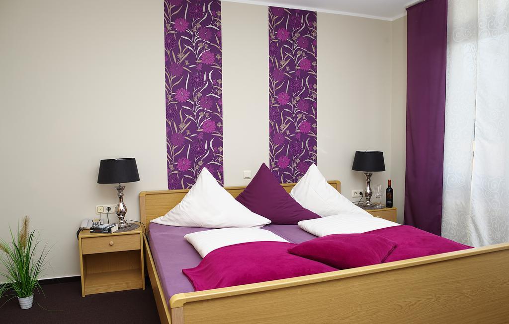 Hotel Rosenflora Nideggen Dış mekan fotoğraf